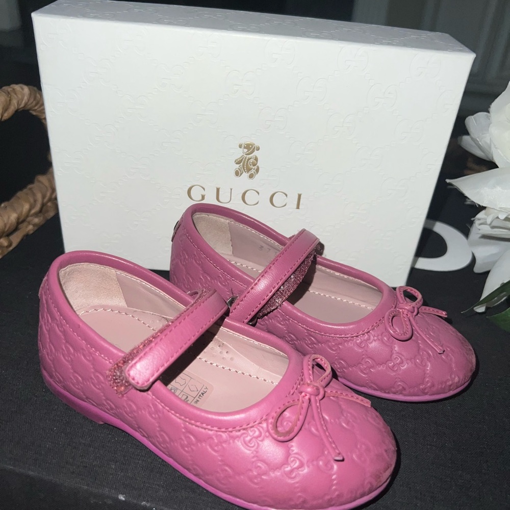Gucci little girl monogram Mary Jane / ballerina shoes